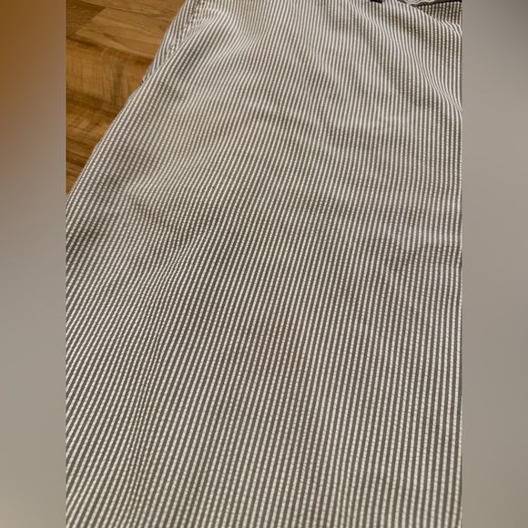 Haggar Men's Striped Flat Front Shorts - Picture 2 of 5